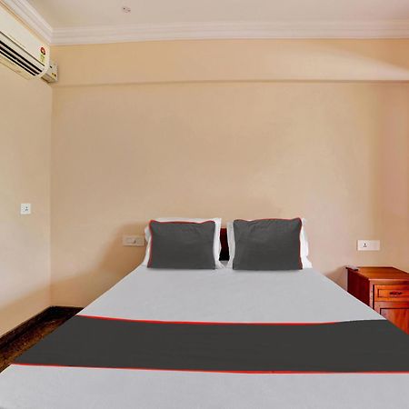 Family Castle Hotel Thiruvananthapuram Exterior photo