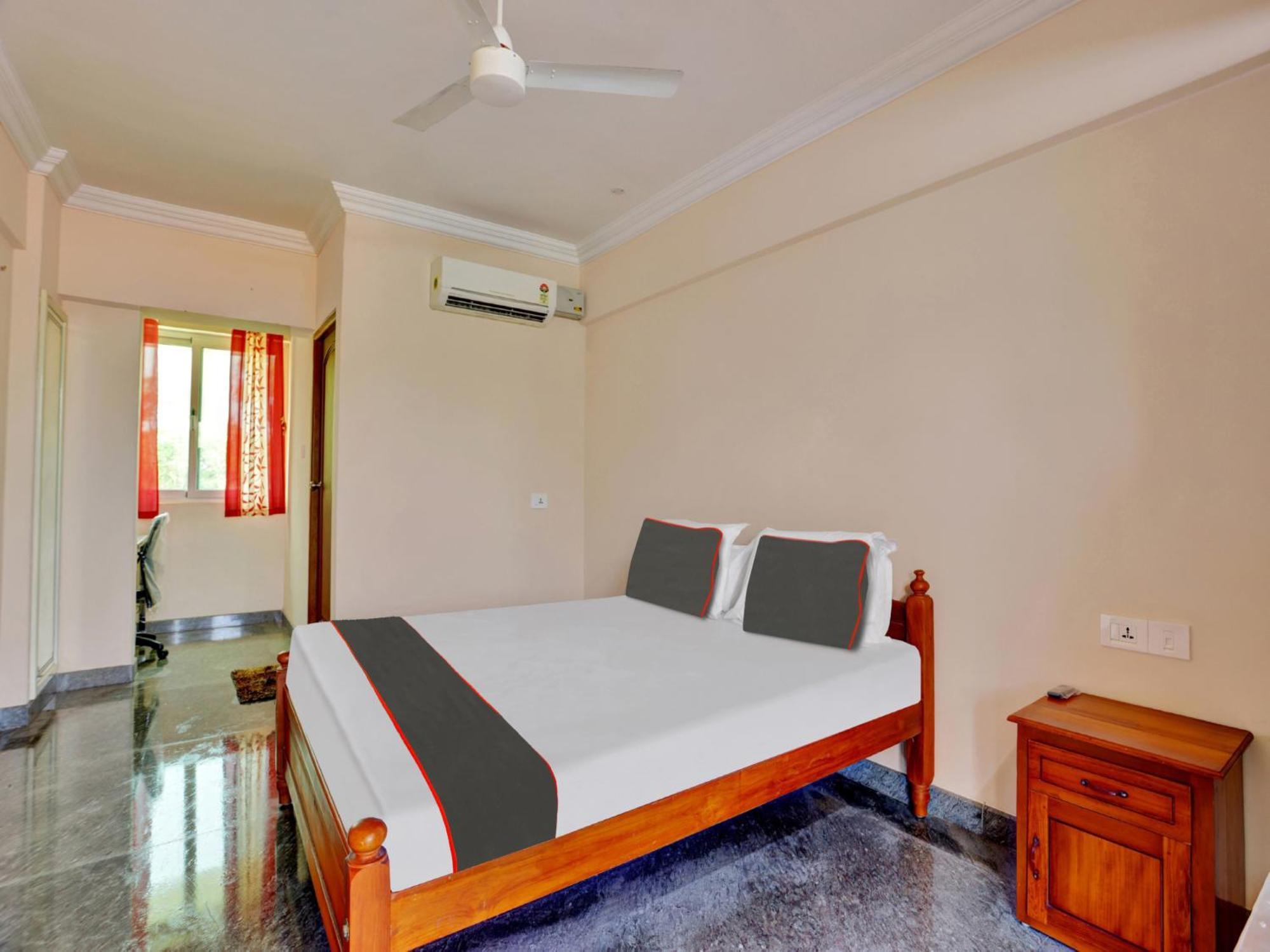 Family Castle Hotel Thiruvananthapuram Exterior photo